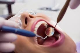 How do Dentists Benefit From Dental Labs