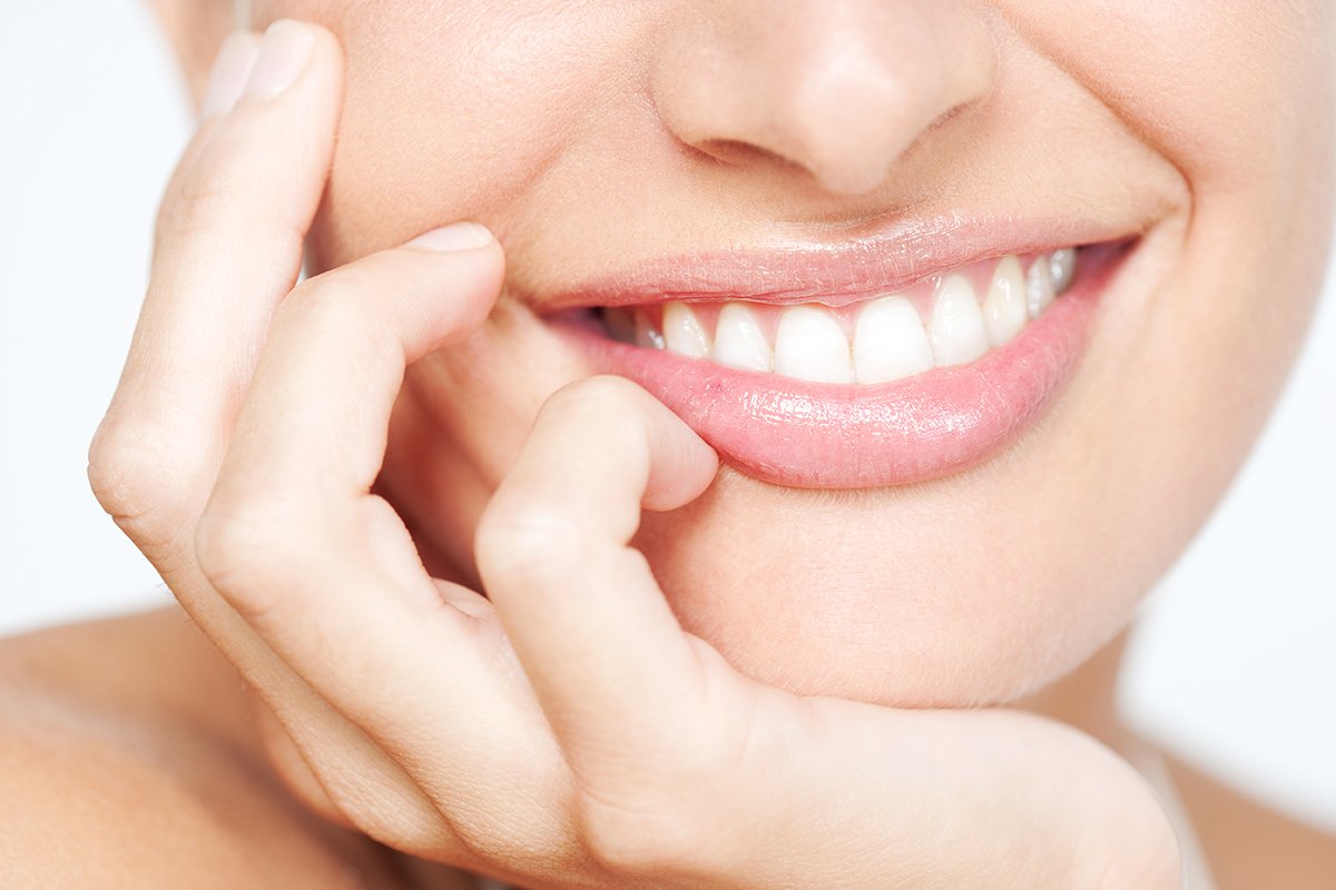 How Cosmetic Dentists Can Help with Crooked or Misaligned Teeth