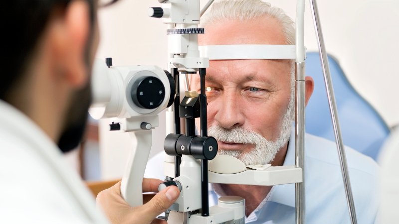 How Glaucoma Affects Daily Life and Coping Strategies